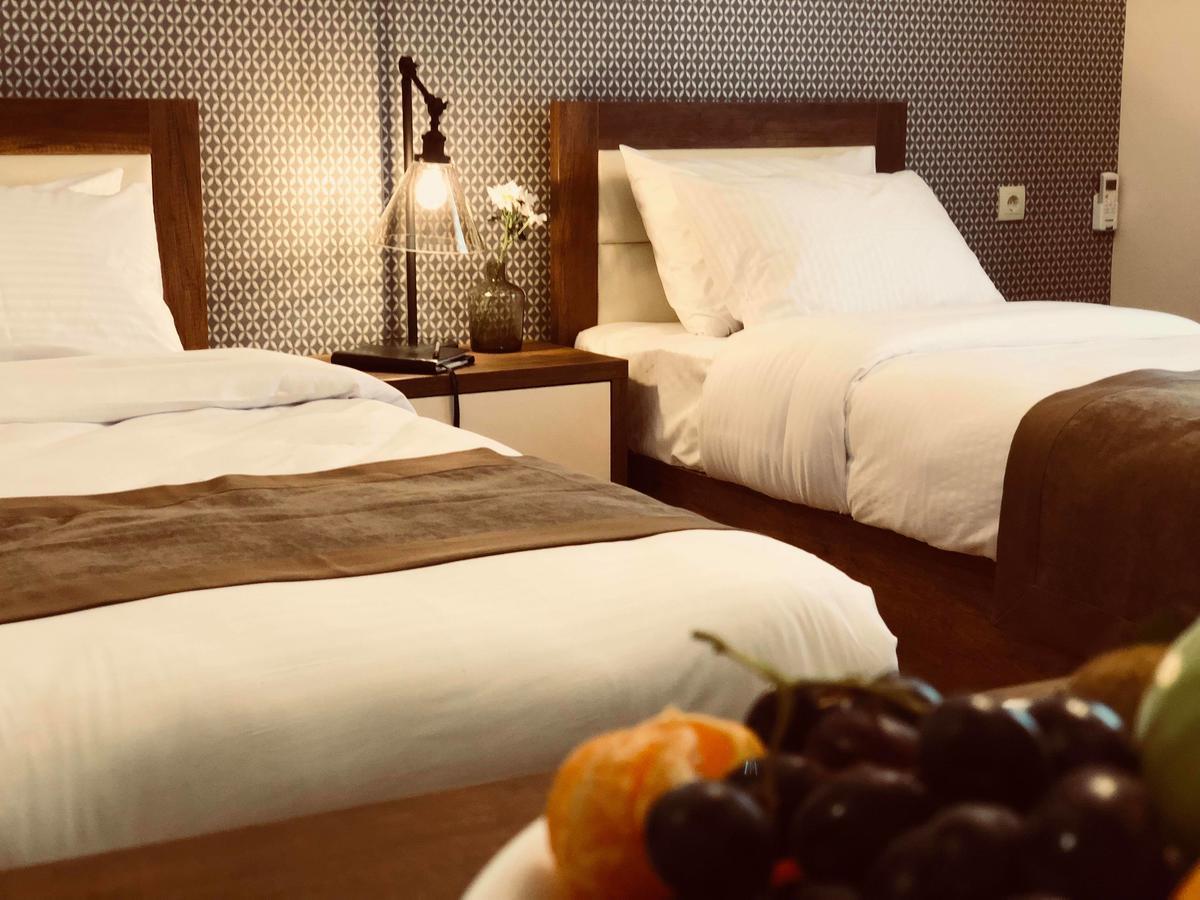 Hotel Amser Tbilisi ภายนอก รูปภาพ
